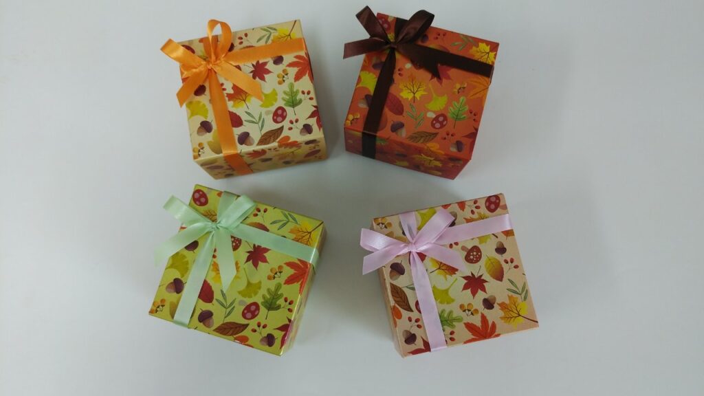 ＡＵＴＵＭＮ ＣＯＬＬＥＣＴＩＯＮ